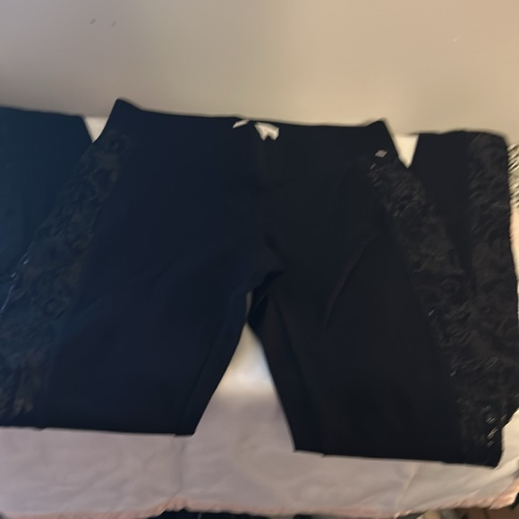 NWOT Cache black leggings w/ sequin lace - Picture 10 of 10